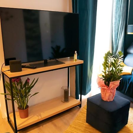Coeur De Ville T2, Terrasse, Clim Tt Equipe, Parking Sanary-sur-Mer Eksteriør bilde