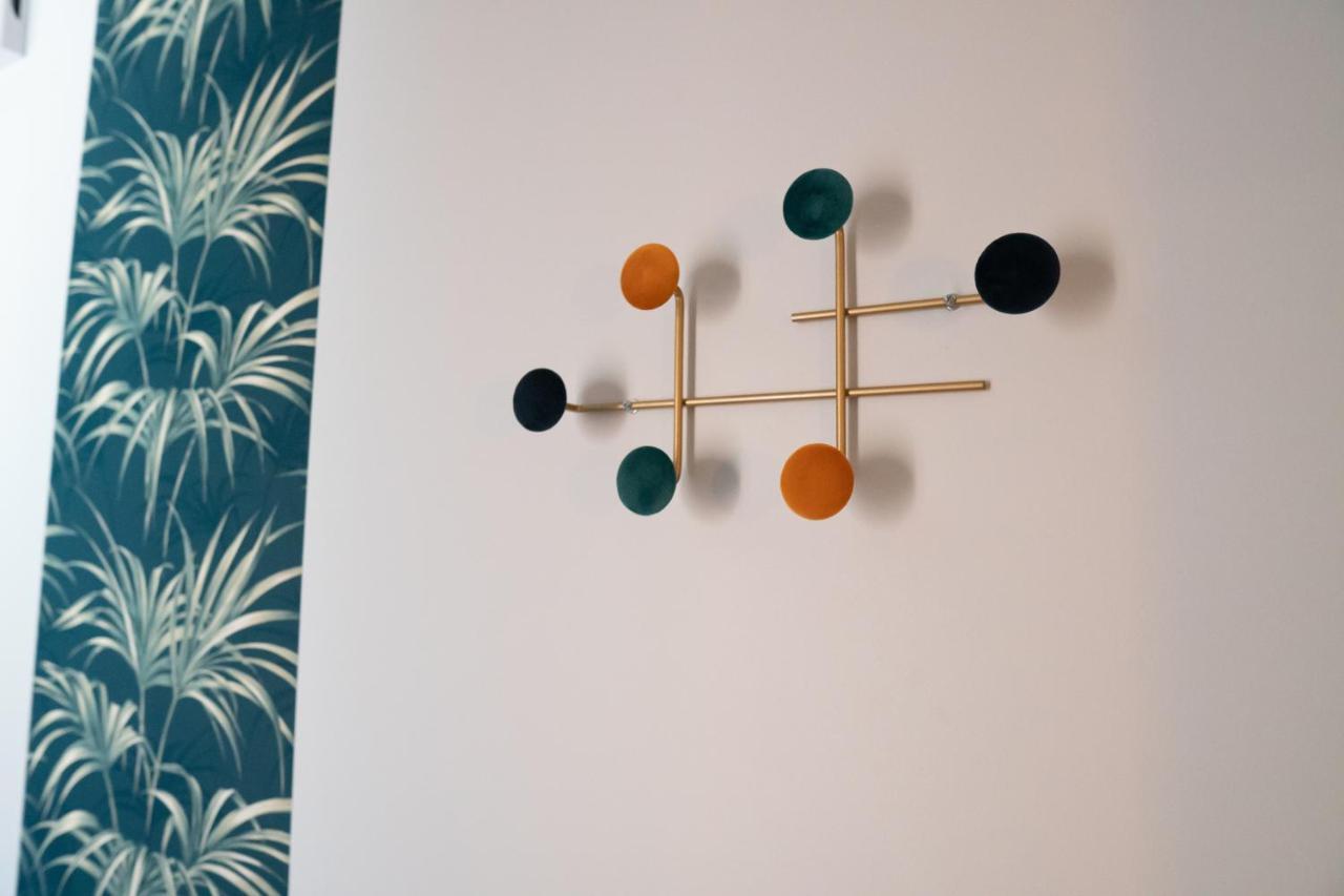 Coeur De Ville T2, Terrasse, Clim Tt Equipe, Parking Sanary-sur-Mer Eksteriør bilde